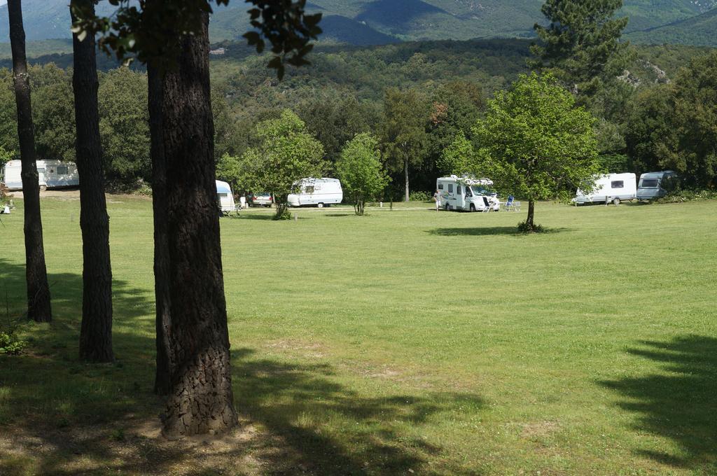 Camping Maçanet de Cabrenys Eksteriør billede